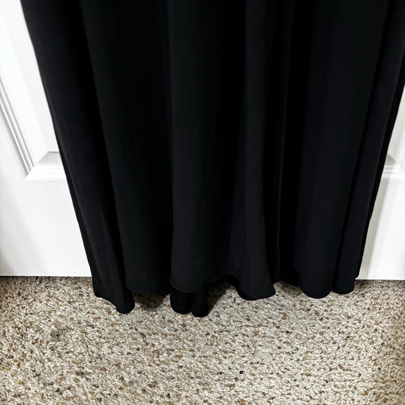 MAC DUGGAL Black Beaded Cut Out Gown Size 0 - Picture 3 of 6